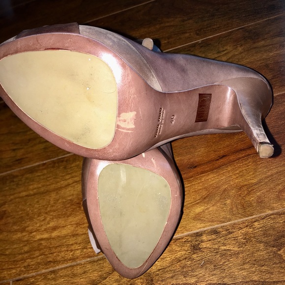 Miu Miu Peeptoe Pump - Picture 5 of 6